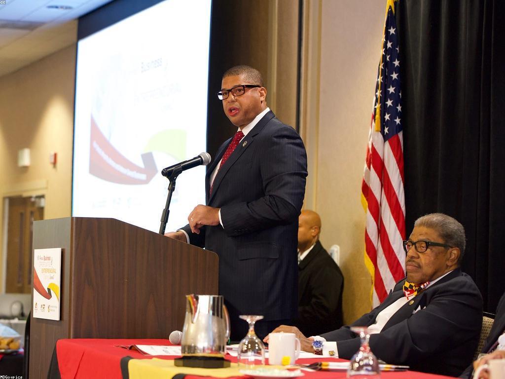 ឱកាសមាសថ្មី: យុទ្ធសាស្ត្រថ្មីសម្រាប់ការអភិវឌ្ឍន៍អាជីវកម្ម